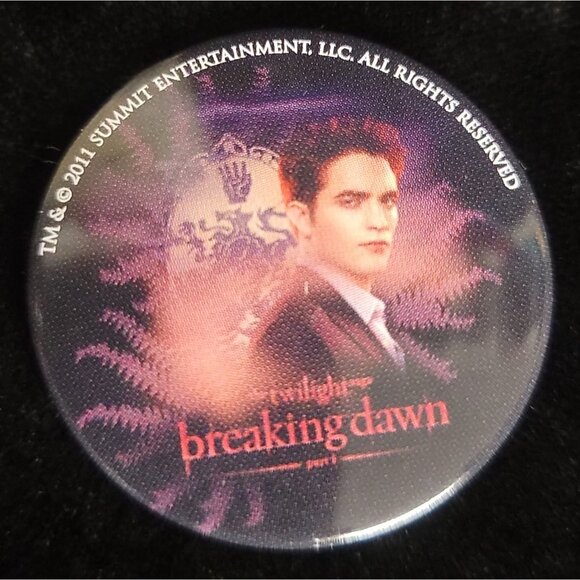Collectible Breaking Dawn Part 1 Movie Pins, set of 6 - Picture 2 of 16